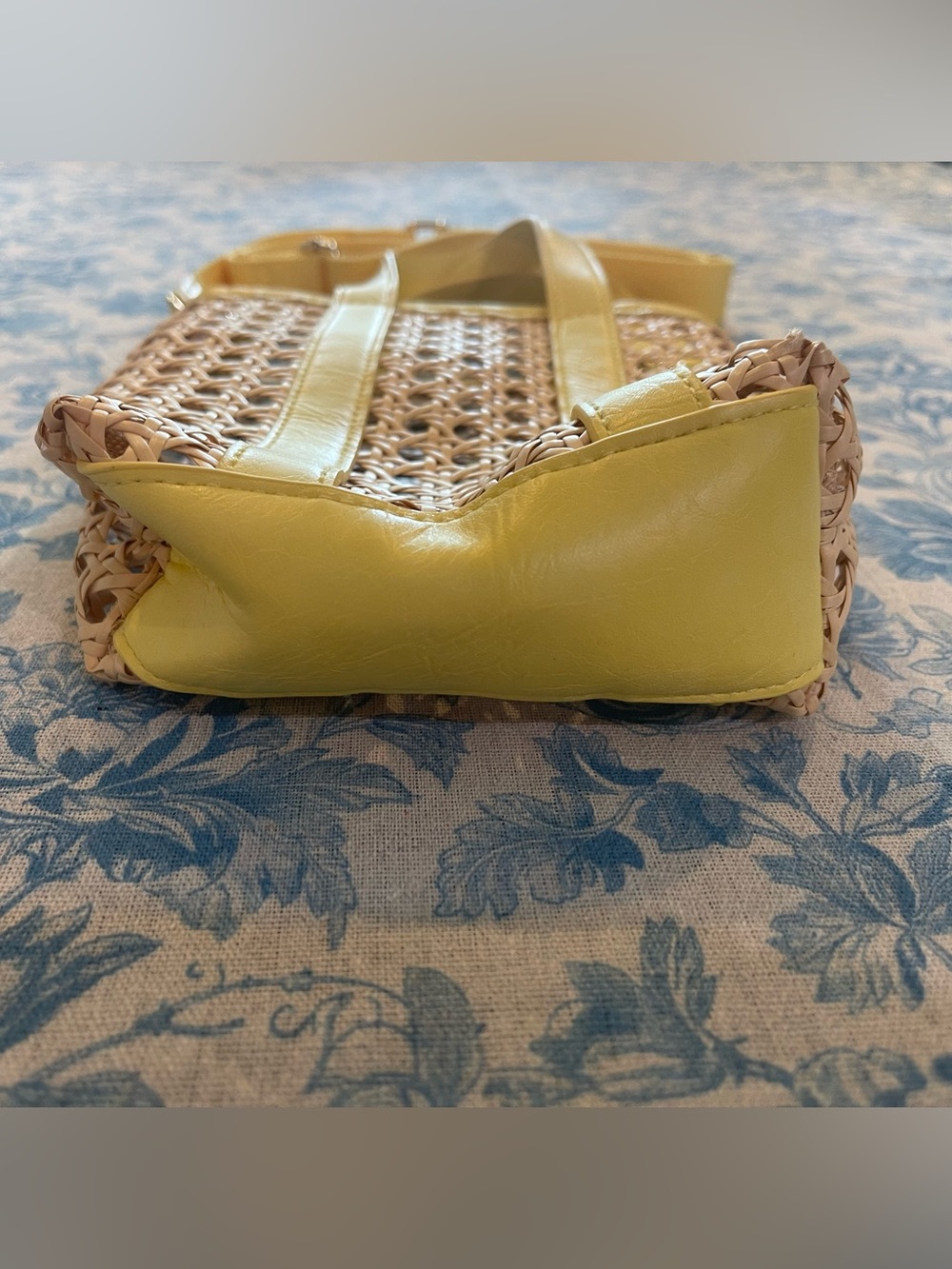 Target Yellow Woven Crossbody Tote Bag Straw Rattan Look Summer Coastal - Picture 4 of 10